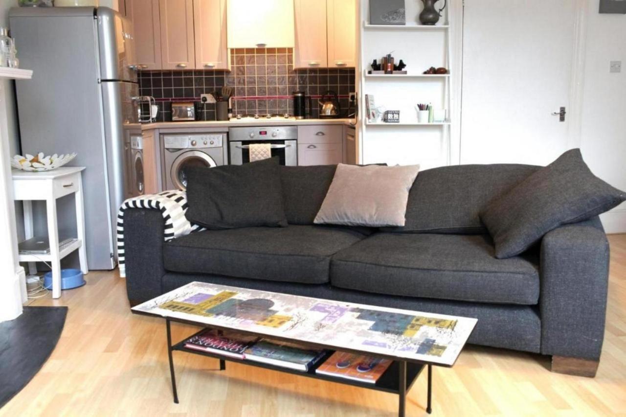 ロンドンTrendy 2Bd Flat In West Hampsteadアパートメント エクステリア 写真